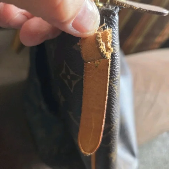 Authentic Louis Vuitton Dark Brown Monogram Turenne GM Tote Good Used Con - Picture 13 of 13